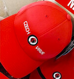 Czech Virus Flexfit High Performance čiapka červená