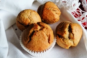 RECEPT: BANÁNOVÉ MUFFINY S ARAŠIDOVÝM MASLOM