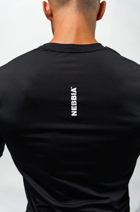 Pánske tričko Nebbia Performance+ Short-Sleeve Sports T-shirt RESISTANCE 348 black